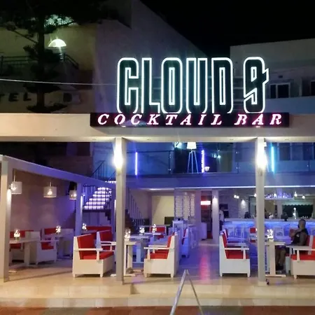 Cloud9 Shisha & Cocktail Bar - Adults Only 호텔 말리아