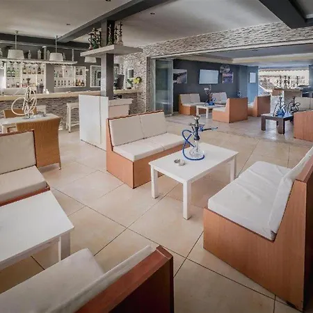 Отель Cloud9 Shisha & Cocktail Bar - Adults Only 2*